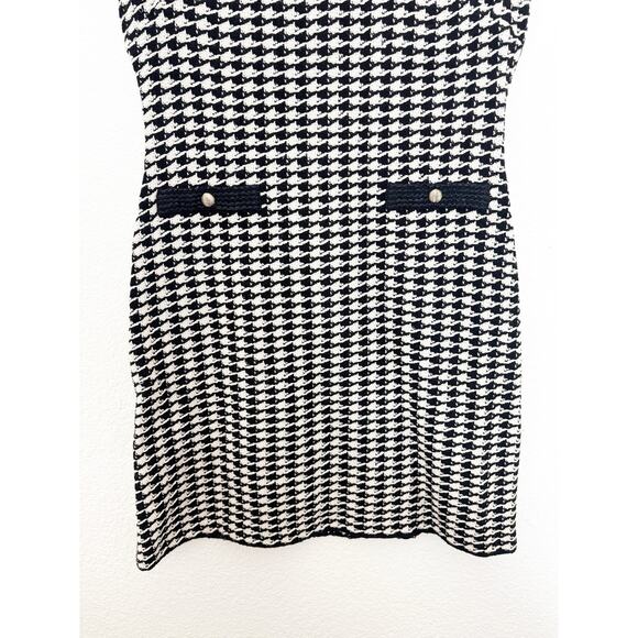 St. John Houndstooth Knit Dress Size 12 Black White Tweed Chic Classic Preppy - Picture 8 of 11